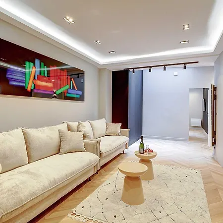 Elegant With Ac - 3br-10p- Le Marais *