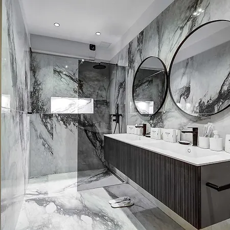 Elegant With Ac - 3br-10p- Le Marais Apartment *