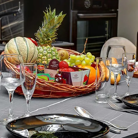 Elegant With Ac - 3br-10p- Le Marais Apartment Paris