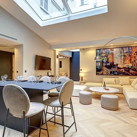 Elegant With Ac - 3br-10p- Le Marais Apartment *